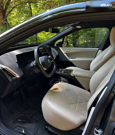 BMW iX 2023 - фото 11