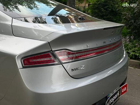 Lincoln MKZ 2015 серый - фото 12