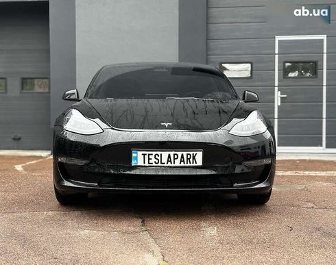 Tesla Model 3 2021 - фото 3