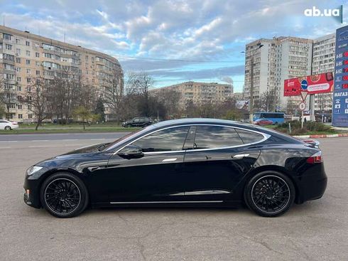 Tesla Model S 2019 - фото 12
