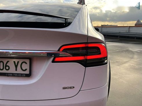 Tesla Model X 2016 - фото 11