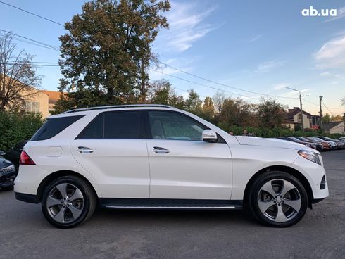 Mercedes-Benz GLE-Класс 2016 белый - фото 17