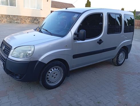 Fiat Doblo 2008 серый - фото 11