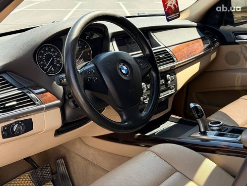 BMW X5 2010 черный - фото 18
