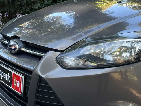 Ford Focus 2012 коричневый - фото 5