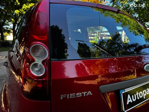 Ford Fiesta 2007 красный - фото 18