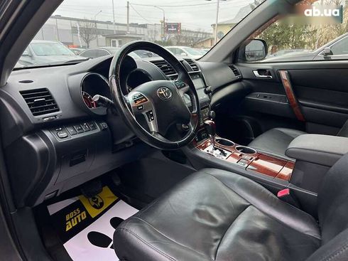 Toyota Highlander 2011 - фото 11
