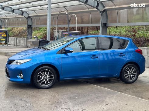 Toyota Auris 2014 синий - фото 4