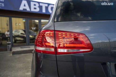 Volkswagen Touareg 2015 - фото 16