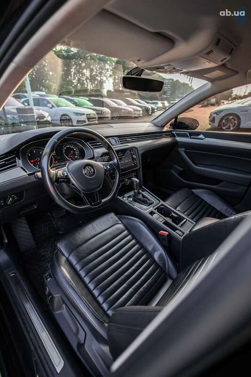 Volkswagen Passat 2015 - фото 11