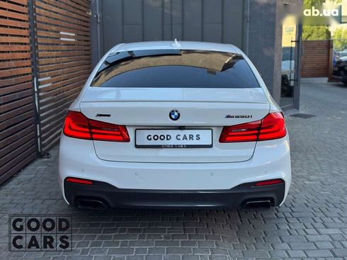 BMW 5 серия 2019 - фото 5