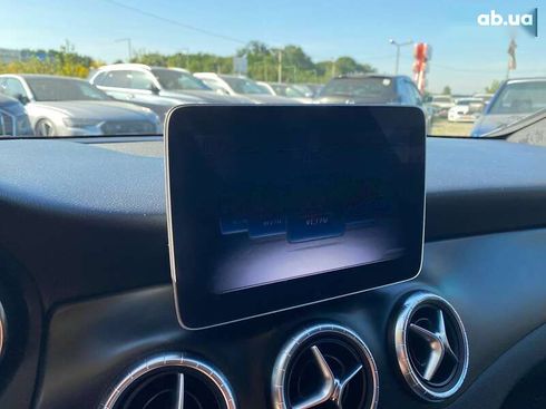 Mercedes-Benz CLA-Класс 2019 - фото 14