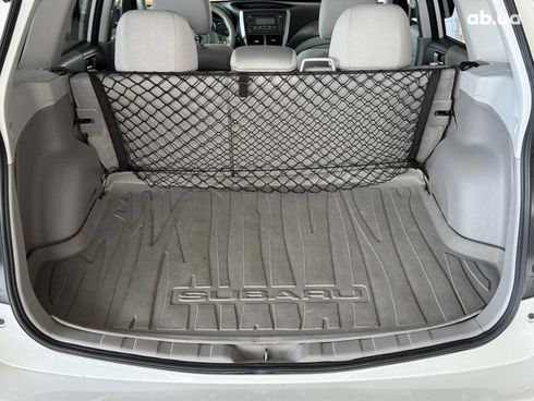 Subaru Forester 2010 белый - фото 14