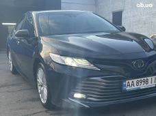 Продажа б/у Toyota Camry в Киеве - купить на Автобазаре