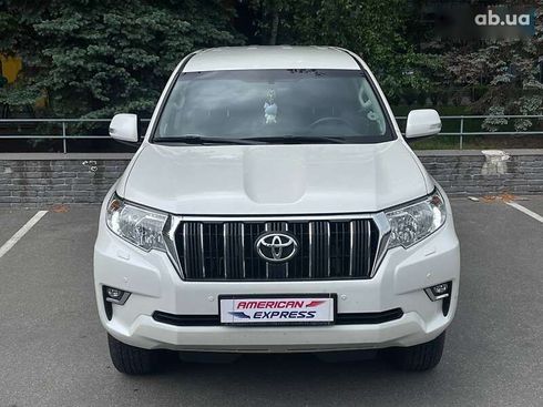 Toyota Land Cruiser Prado 2019 - фото 10