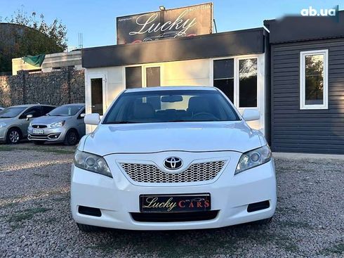 Toyota Camry 2008 - фото 2