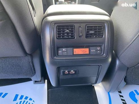 Nissan Pathfinder 2019 - фото 19