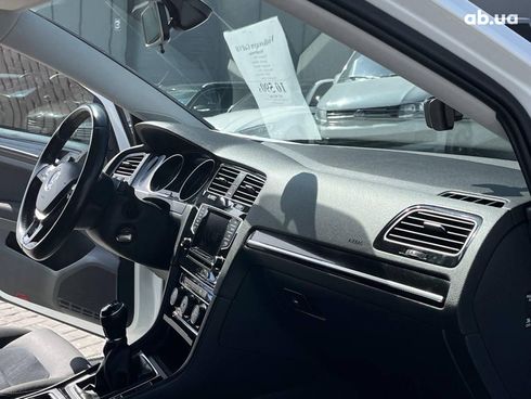 Volkswagen Golf 2015 белый - фото 28
