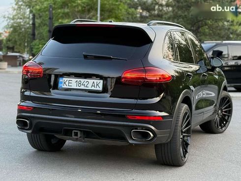Porsche Cayenne 2017 - фото 10