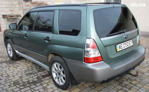 Subaru Forester 2006 зеленый - фото 13