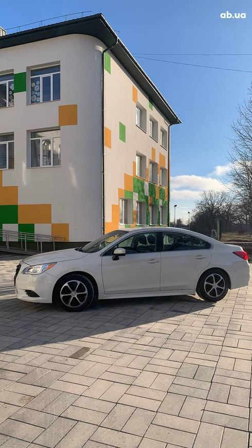 Subaru Legacy 2017 - фото 7