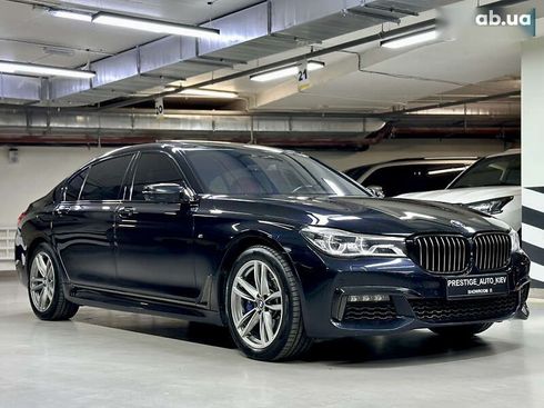 BMW 7 серия 2017 - фото 14