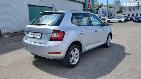 Skoda Fabia 2020 - фото 15