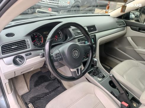 Volkswagen Passat 2014 серый - фото 21