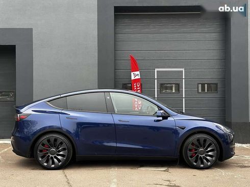 Tesla Model Y 2024 - фото 10