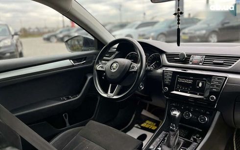 Skoda Superb 2016 - фото 27