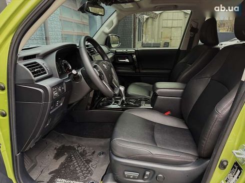 Toyota 4Runner 2021 - фото 25
