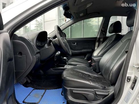 Hyundai Elantra 2011 - фото 14