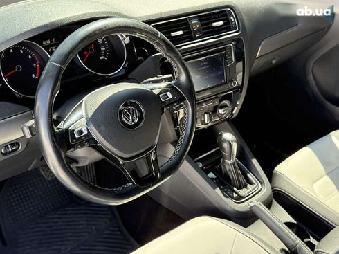 Volkswagen Jetta 2016 - фото 16