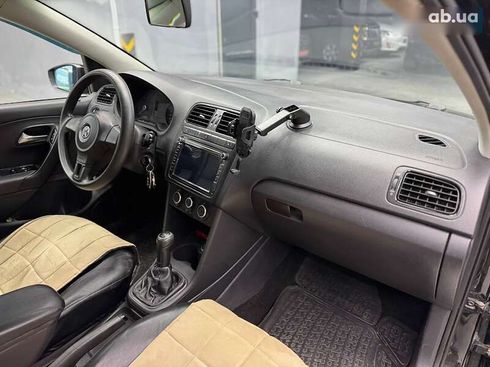 Volkswagen Polo 2011 - фото 16