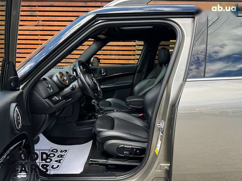 MINI Countryman 2017 - фото 12