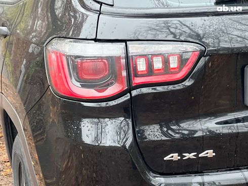 Jeep Compass 2017 черный - фото 33