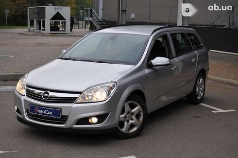 Opel Astra 2008 - фото 2