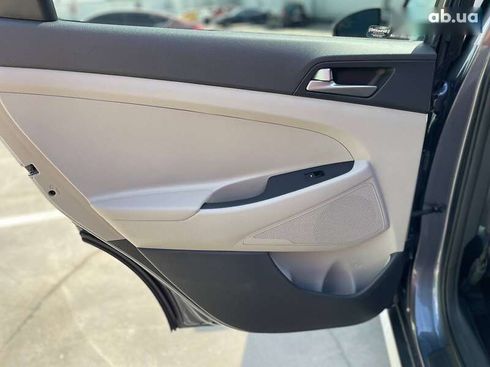 Hyundai Tucson 2017 - фото 18