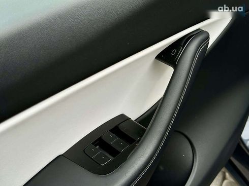 Tesla Model Y 2020 - фото 14