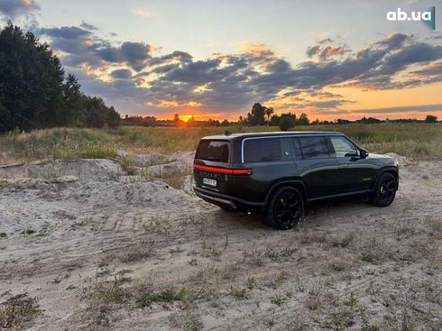 Rivian R1S 2023 - фото 13