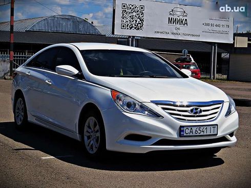 Hyundai Sonata 2011 - фото 2