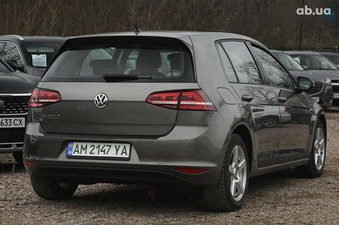 Volkswagen e-Golf 2015 - фото 10