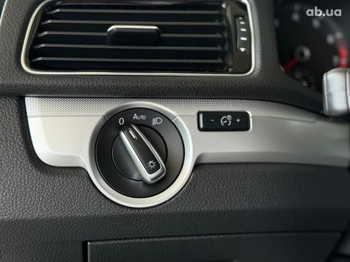 Volkswagen Passat 2016 белый - фото 19