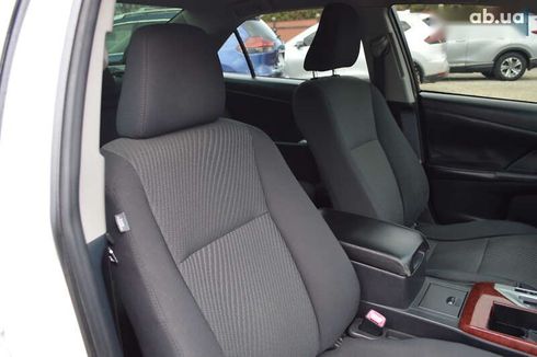 Toyota Camry 2011 - фото 17