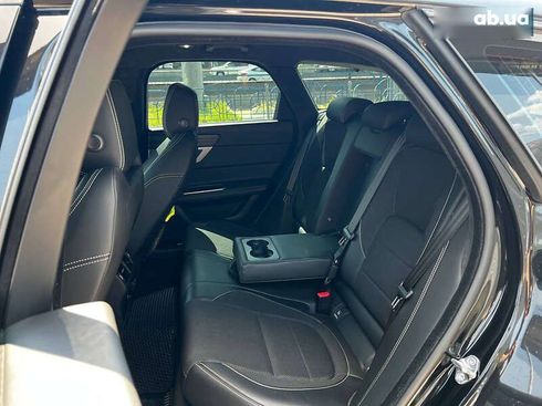 Jaguar XF 2019 - фото 23