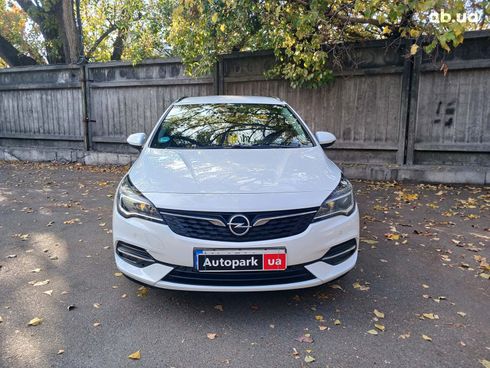 Opel Astra 2020 белый - фото 2