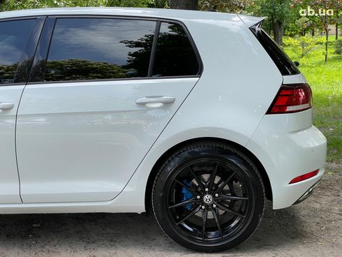 Volkswagen e-Golf 2017 белый - фото 20