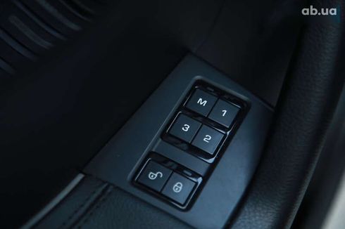 Jaguar F-Pace 2016 - фото 21