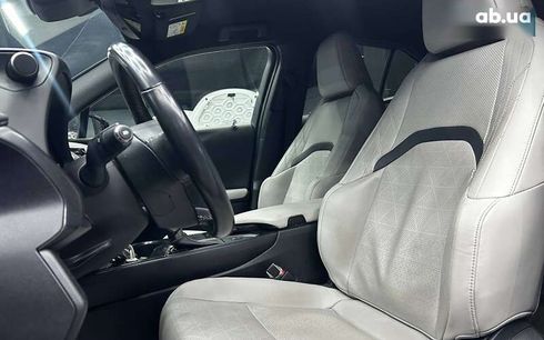 Lexus UX 2019 - фото 7