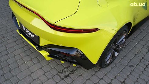 Aston Martin Vantage 2018 - фото 24